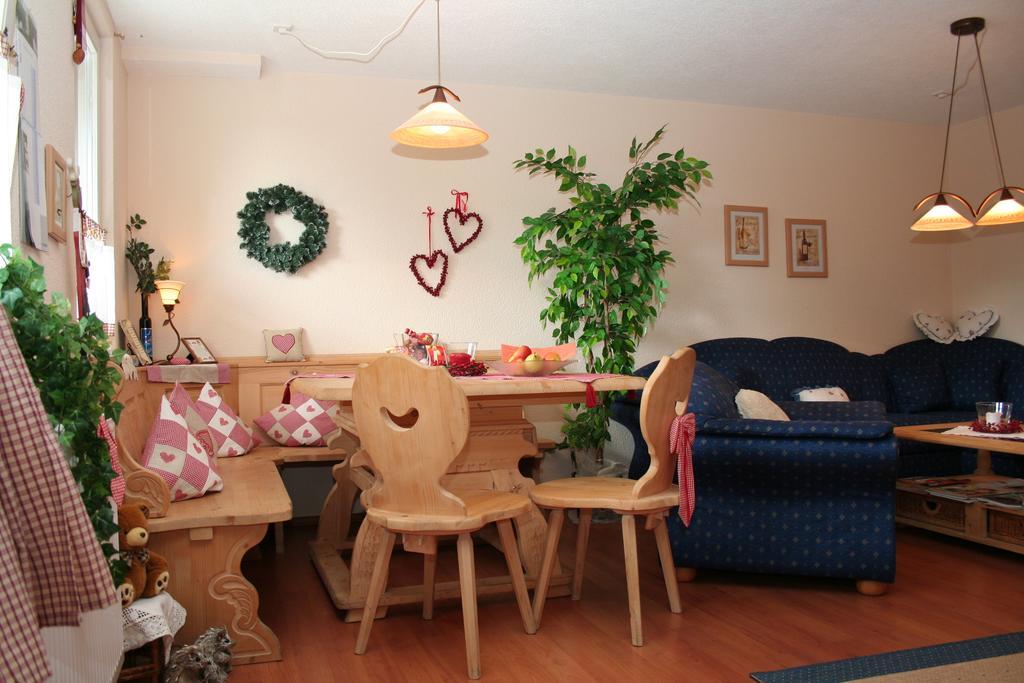 Gasthaus Adler Fohrenbuehl ラウターバッハ 部屋 写真